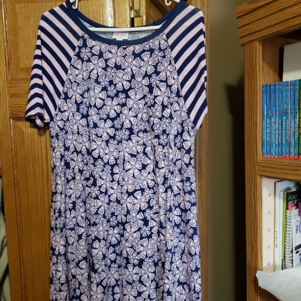 Lularoe Carly